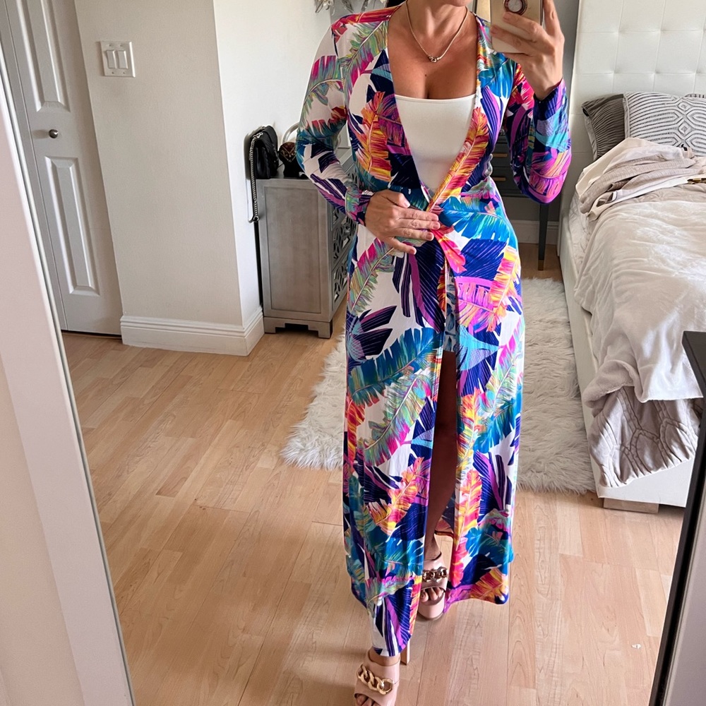 GORGEOUS COLOURFUL COVER UP DUSTER - Picture 1 of 6